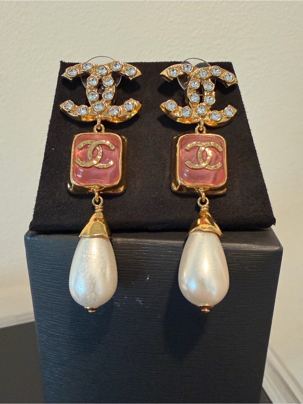 CHANEL Gold & Pink Enamel Pearl Drop CC Earrings - Picture 2 of 3